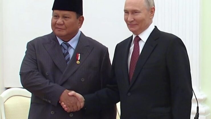 Putin, Endonezya Devlet Başkanı Prabowo Subianto ile Kremlin’de Görüştü